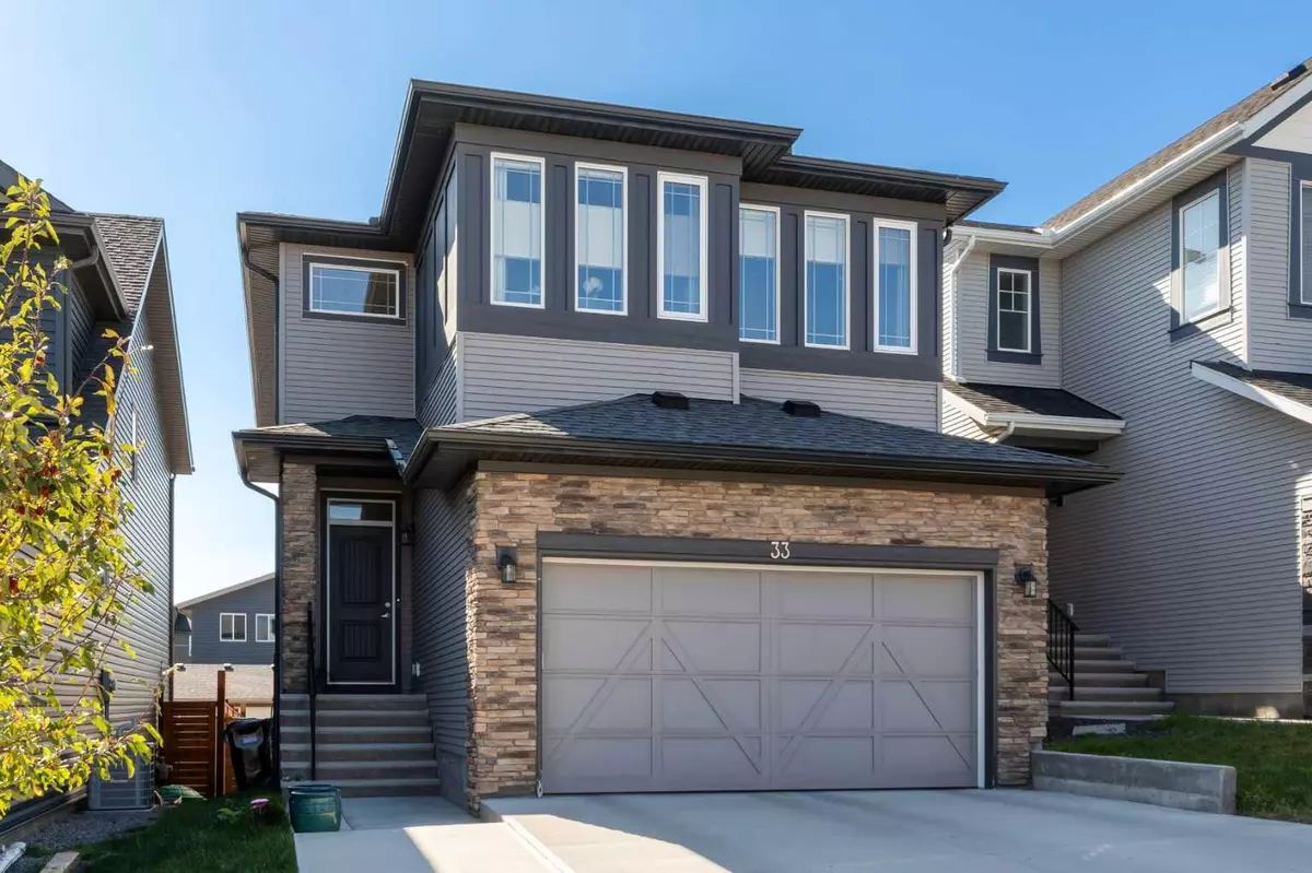 Calgary, AB T3R 0X6,33 Sage Bluff Close NW