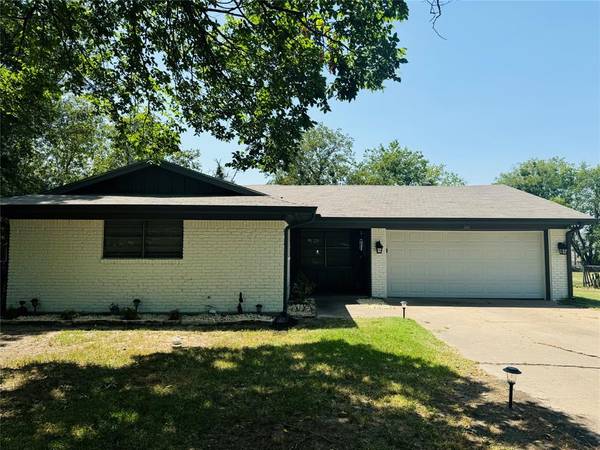 340 Northside, Quinlan, TX 75474