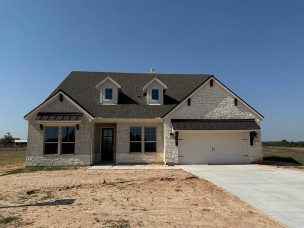 445 Guadeloupe Lane, Springtown, TX 76082