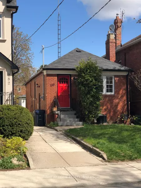 280 Woburn AVE, Toronto C04, ON M5M 1K9