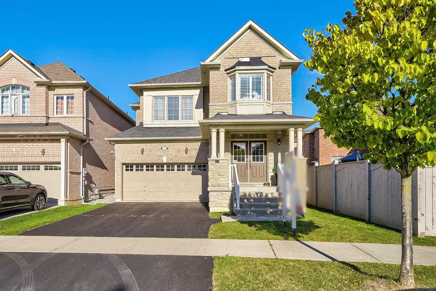 28 Lucida CT, Whitchurch-stouffville, ON L4A 1S1