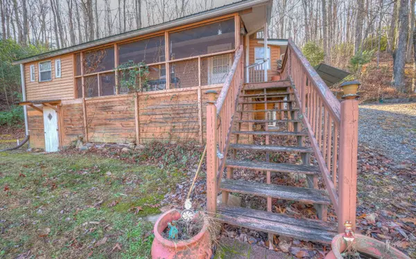 Murphy, NC 28906,340 Trout Pond Circle