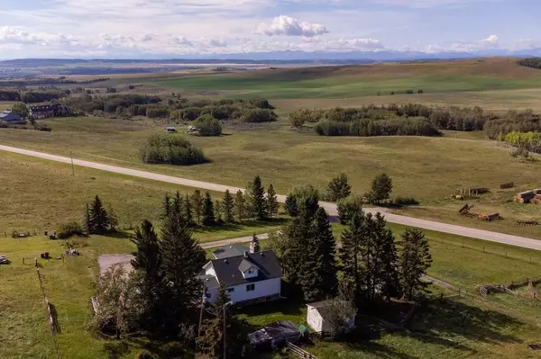 Rural Rocky View County, AB T4C 2B2,264136 Horse Creek RD