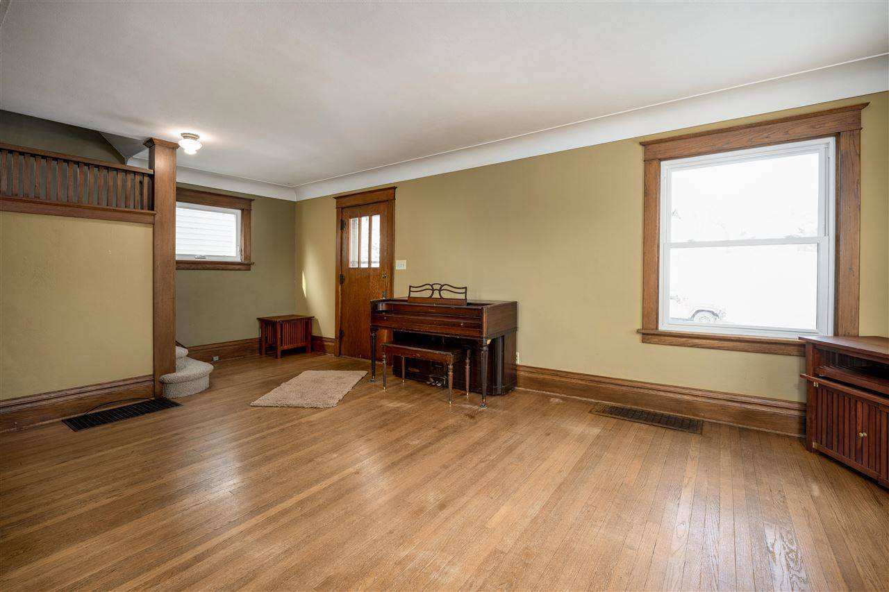 Cedar Rapids, IA 52405,1633 C Ave
