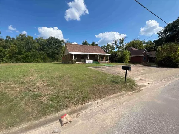 Athens, TX 75751,516 N Faulk Street