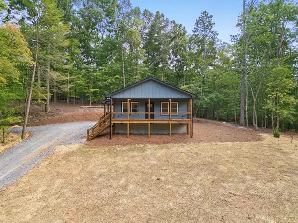 679 Newport Drive, Ellijay, GA 30540