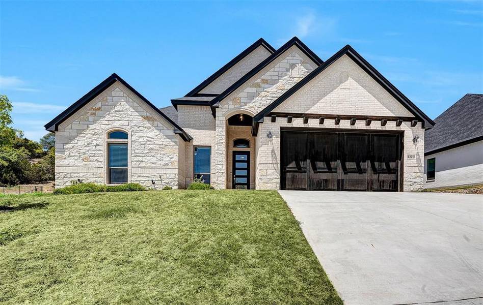 1221 Valley Ridge Drive, Weatherford, TX 76087