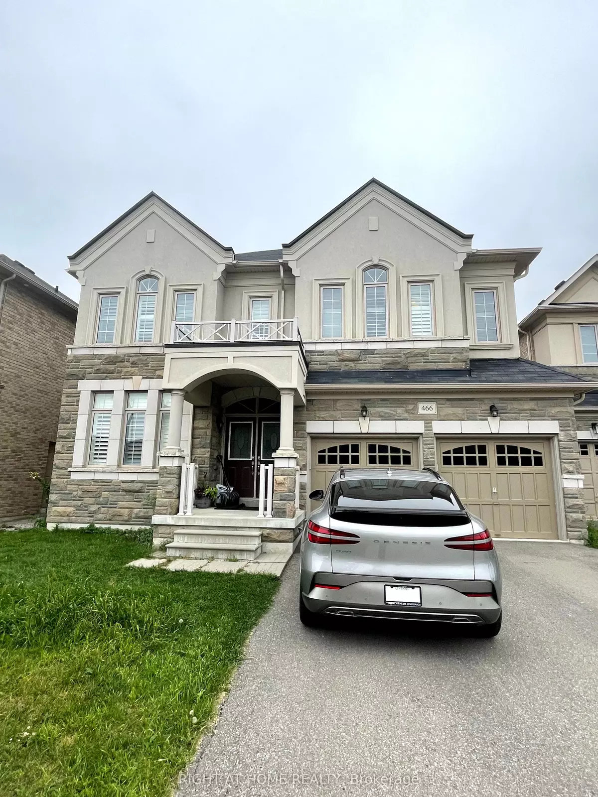 Oakville, ON L6M 1N3,466 North Park BLVD N