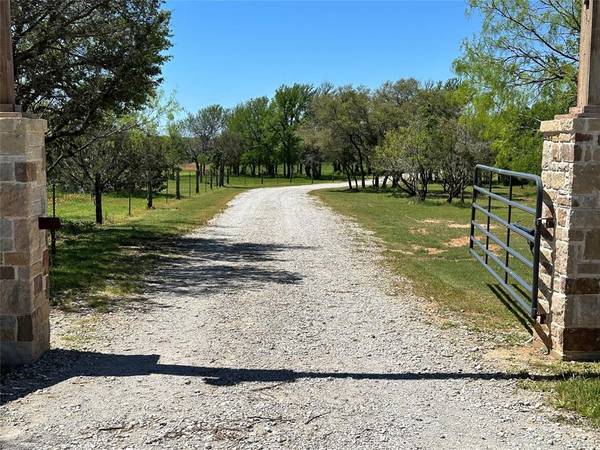 Graham, TX 76450,1472 Finis Road