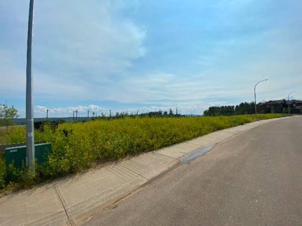 Fort Mcmurray, AB T9K 2X3,Plan 1822021 Block 8 Lot 65