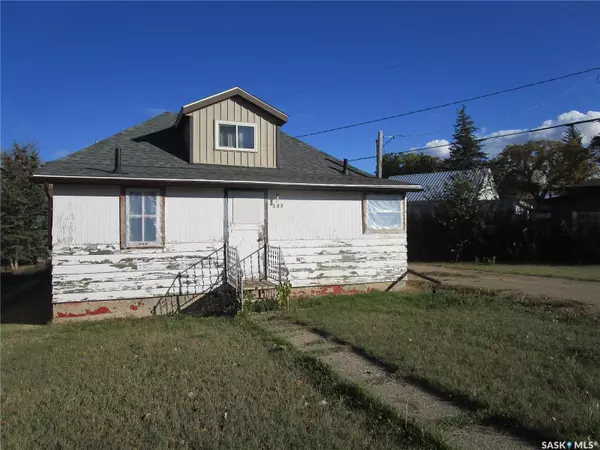 705 2nd STREET W, Assiniboia, SK S0H 0B0