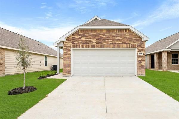 Everman, TX 76140,108 Arango Way