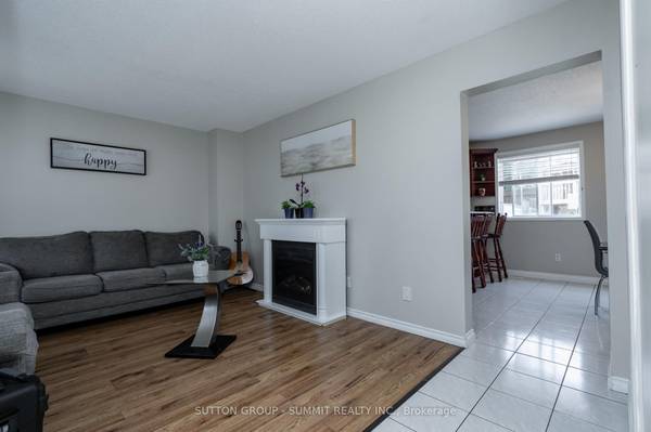 Guelph, ON N1K 1R1,235 ELMIRA RD S