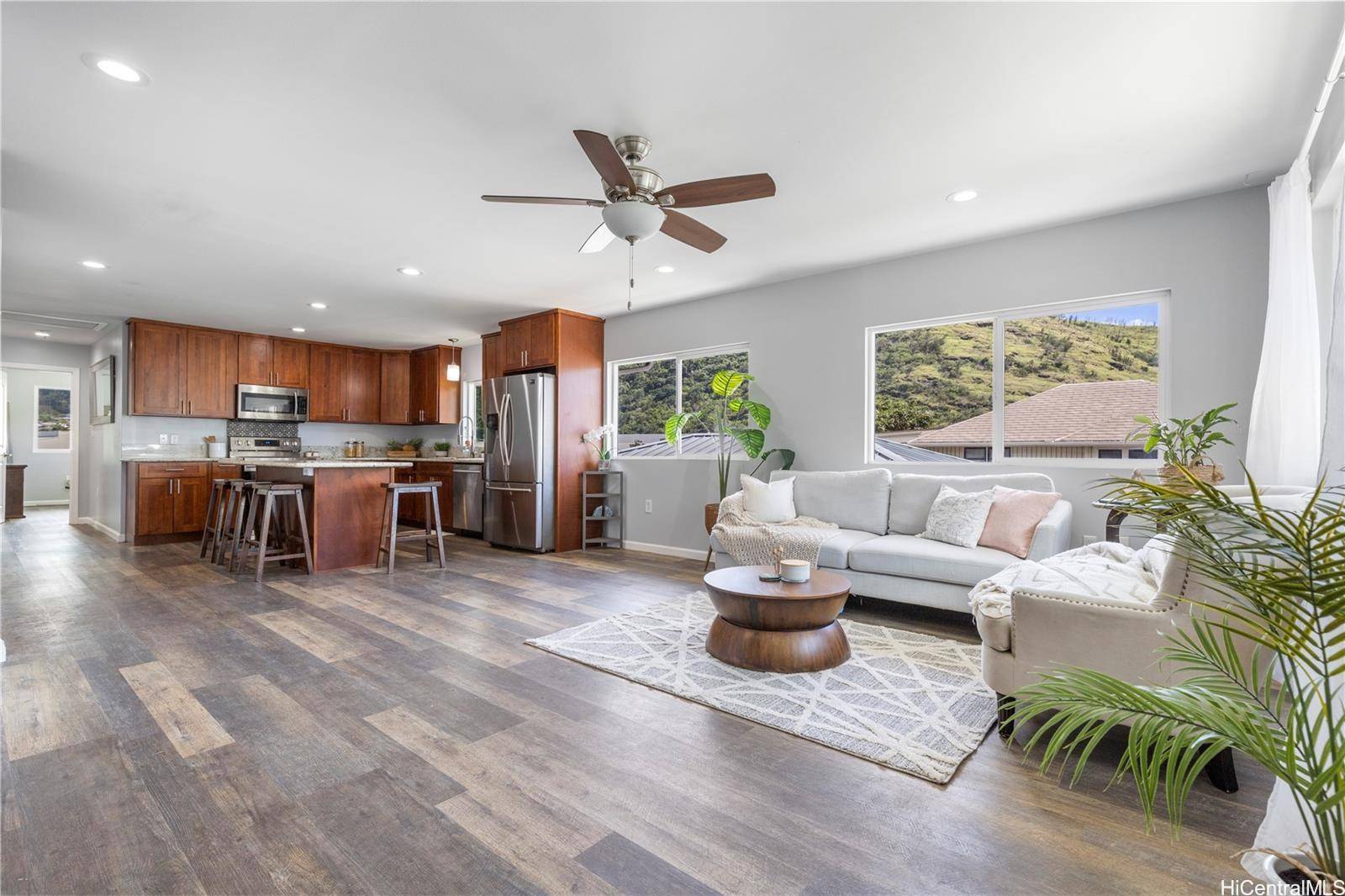 2824 Koaniani Way, Honolulu, HI 96822