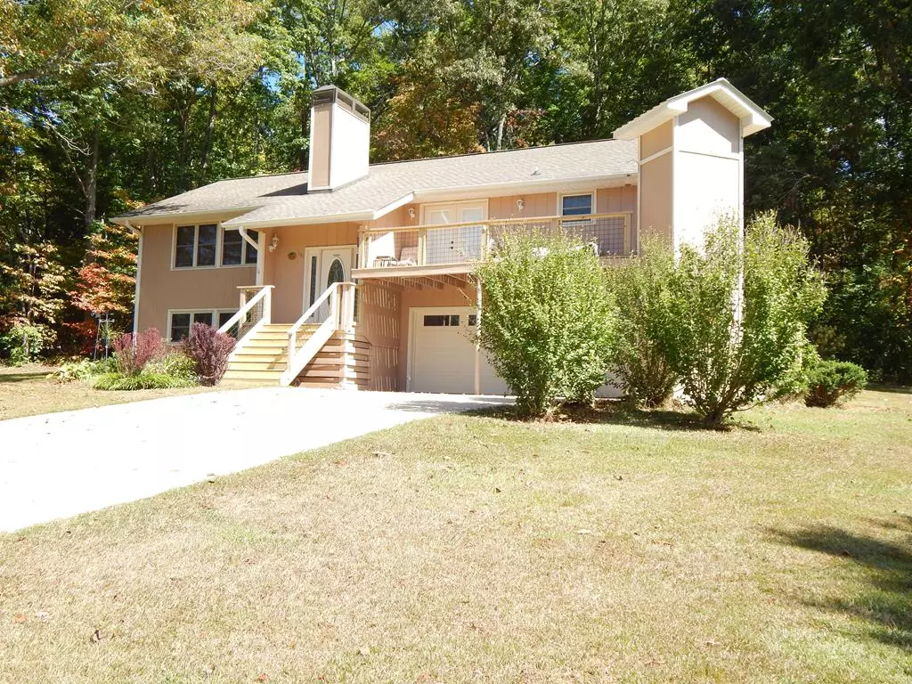 Hiawassee, GA 30546,381 Hidden Lakeview Circle