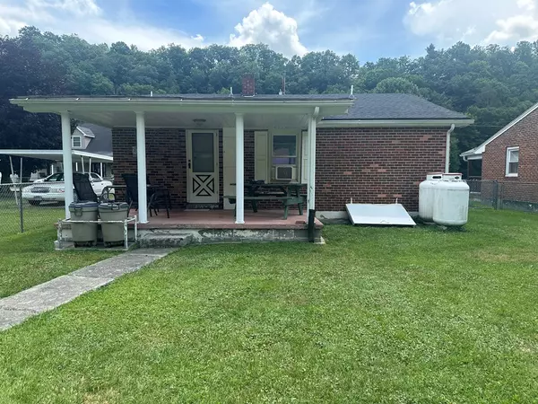 Cedar Bluff, VA 24609,313 Brown Bottom Ln