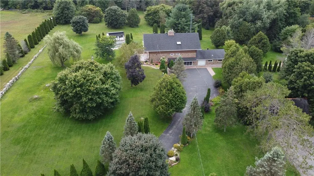 Hawkesbury, ON K6A 2R2,2750 FRONT RD E