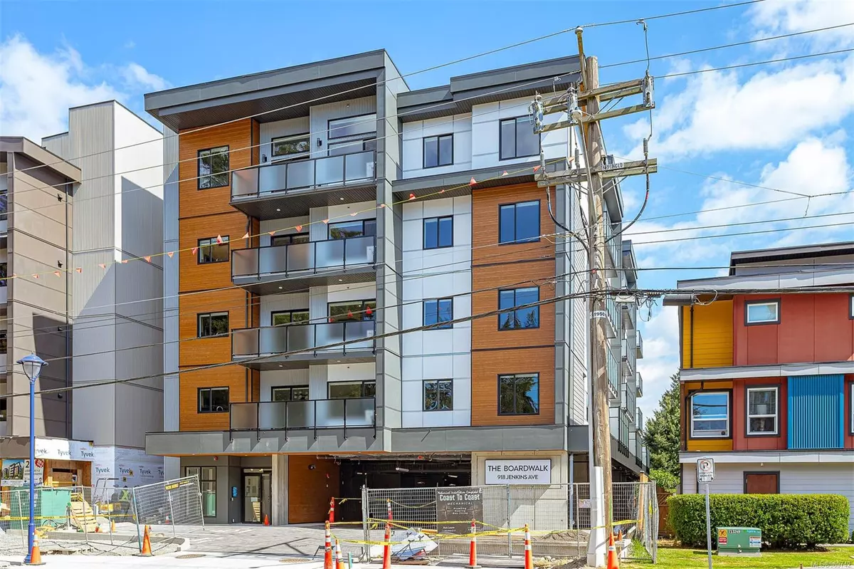 Langford, BC V9B 2N7,918 Jenkins Ave #404