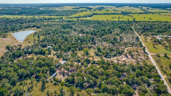 Smithville, TX 78957,157 Cricket Hollow Lane