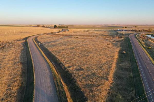 Hays, AB T0K 1B0,5.10 M/L Acres