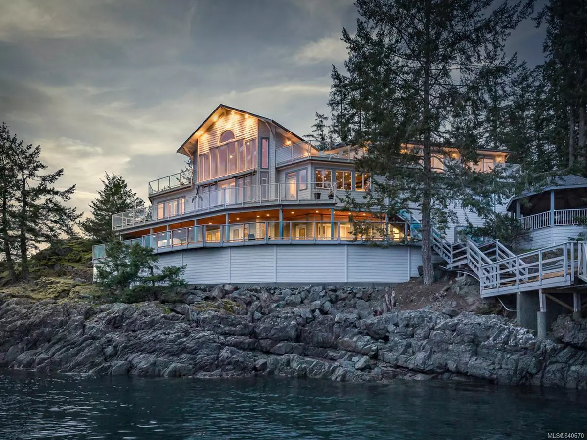 Quadra Island, BC V0P 1H0,1563 Whalebone Cove Rd