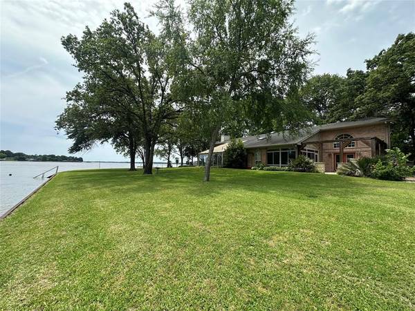 Gun Barrel City, TX 75156,110 Point O View Street