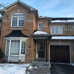 68 Seaside CIR, Brampton, ON L6R 2G9