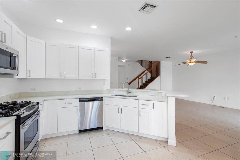Sunrise, FL 33323,2901 NW 126th Ave #105