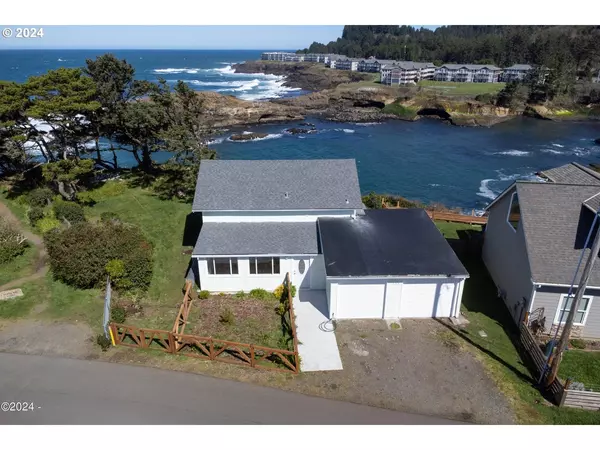 235 VISTA ST, Depoe Bay, OR 97341