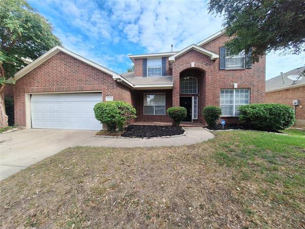 5525 Haun Drive, Fort Worth, TX 76137