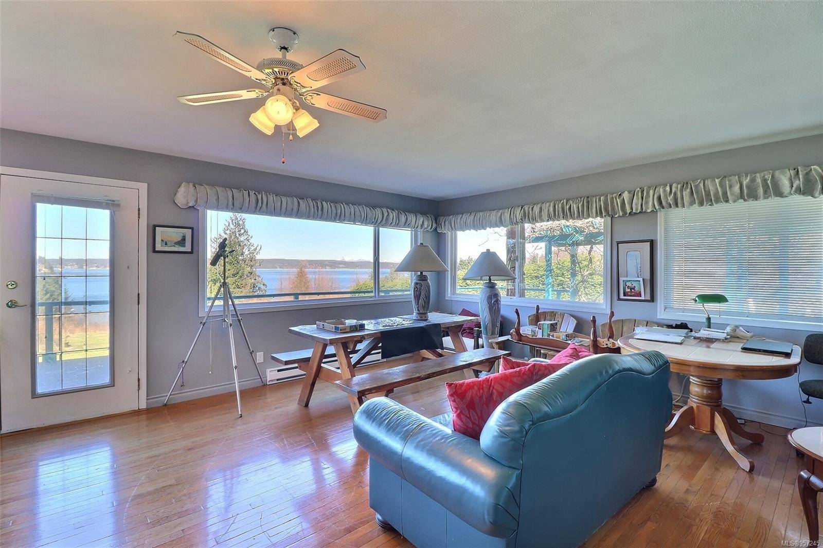 Hyde Creek, BC V0N 2R0,1012 Oliview Dr
