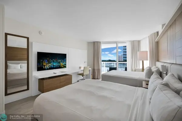 Fort Lauderdale, FL 33304,505 N Fort Lauderdale Beach Blvd #811