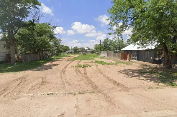 1017 Baltimore Street, Plainview, TX 79072