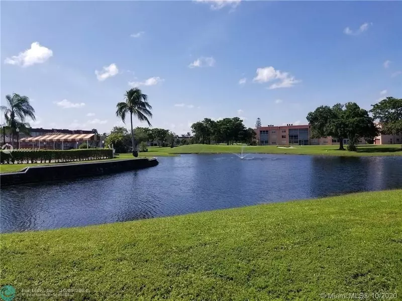 9201 Sunrise Lakes  #208, Sunrise, FL 33322