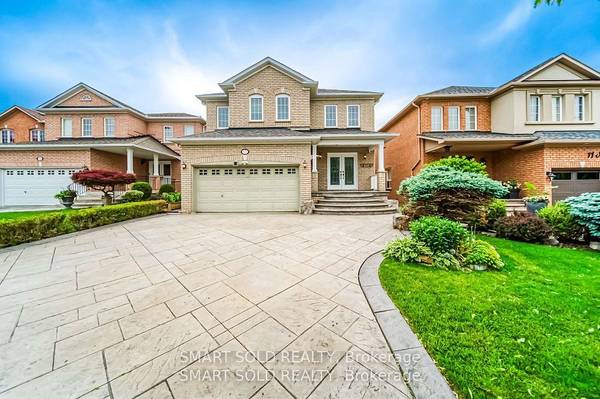 13 Manorpark CT, Markham, ON L3P 7X2