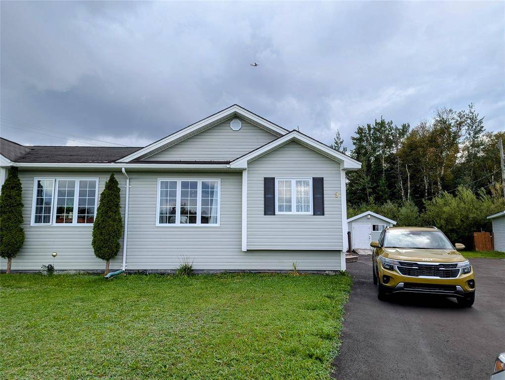 9 Cayley Place, Gander, NL A1V2W9