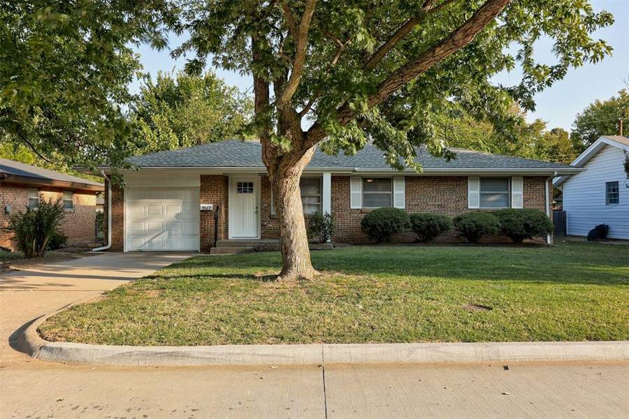 1627 Denison Drive, Norman, OK 73069