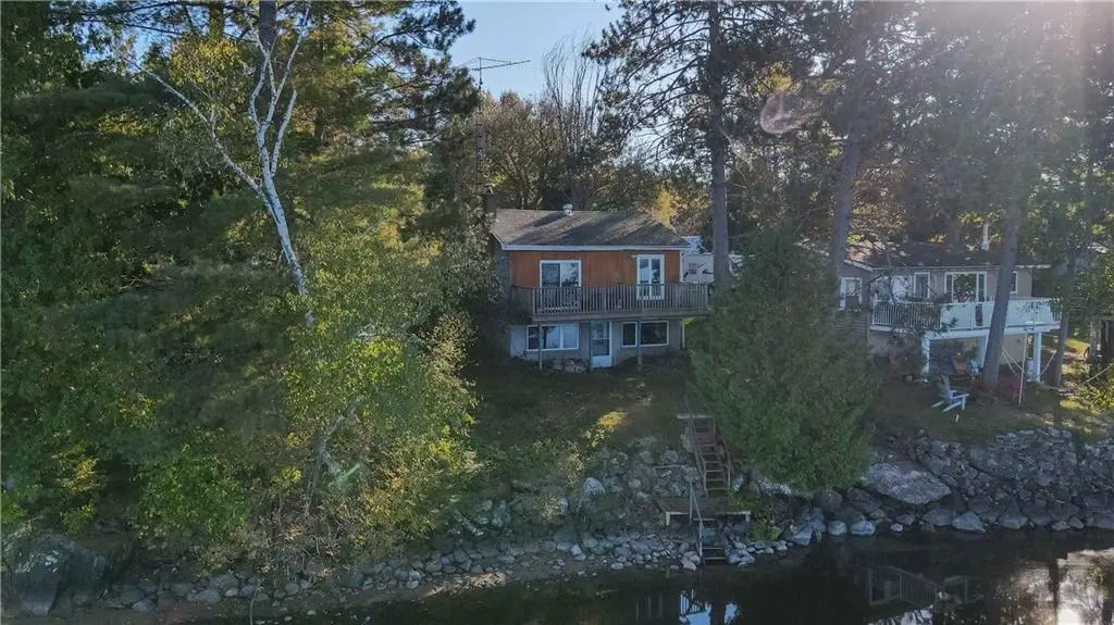 Round Lake Centre, ON K0J 2J0,751 ROCK POINT LN