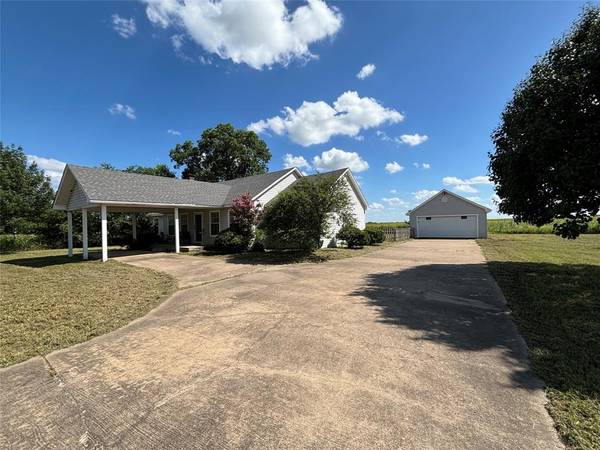 Alvarado, TX 76009,9828 County Road 109