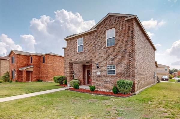 1010 Stanwyck Avenue,  Duncanville,  TX 75137