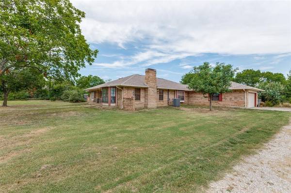 512 Mccormick Road, Oak Point, TX 75068