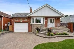 213 Glenwood CRES, Toronto E03, ON M4B 1K5