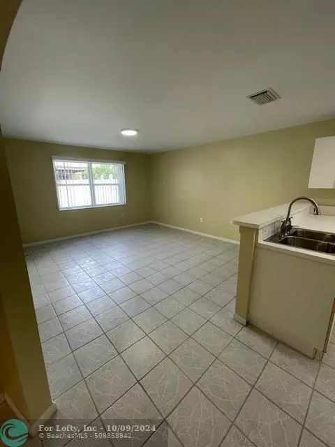 Deerfield Beach, FL 33064,4113 EASTRIDGE CIR