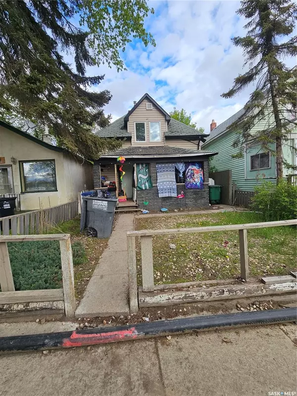 118 F AVENUE S, Saskatoon, SK S7M 1S8