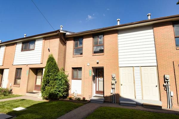 141 Fleetwood CRES #141, Brampton, ON L6T 2E6