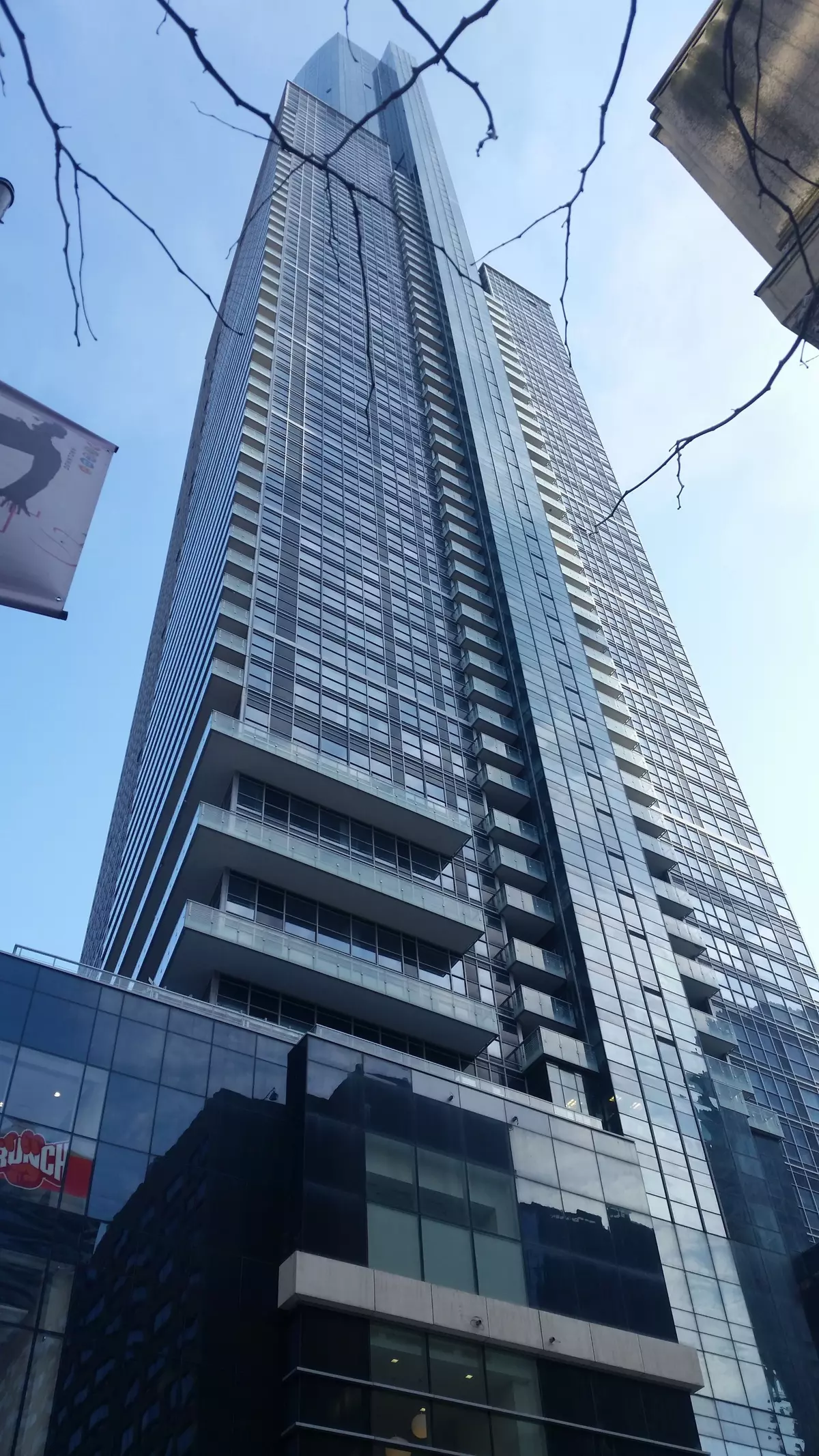 Toronto C01, ON M5B 1S8,384 Yonge ST #11