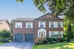 Mississauga, ON L5K 2E7,1882 Sherwood Forrest CIR