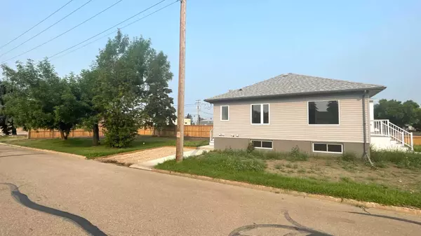 837 4 AVE, Wainwright, AB T9W 1C6