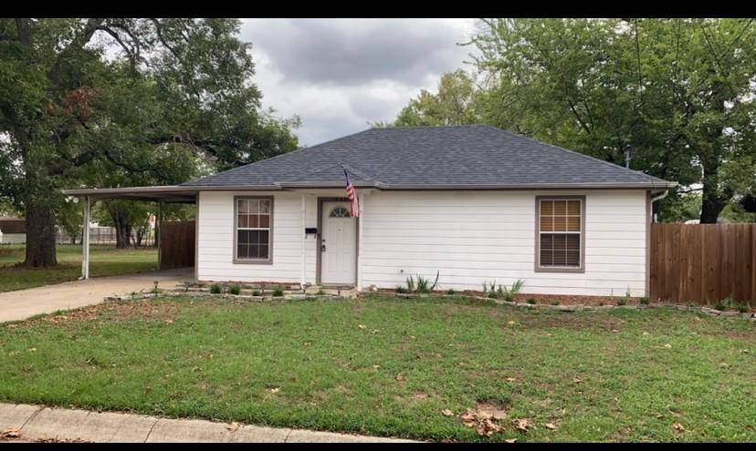 1805 Maple Ave, Paris, TX 75460