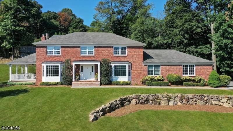 35 Timber Rock Trl, Bernardsville Boro, NJ 07924